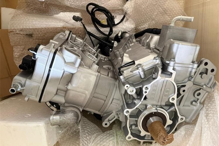 Slika /19032 UT 10 motor/19032 UT 10 motor.jpg